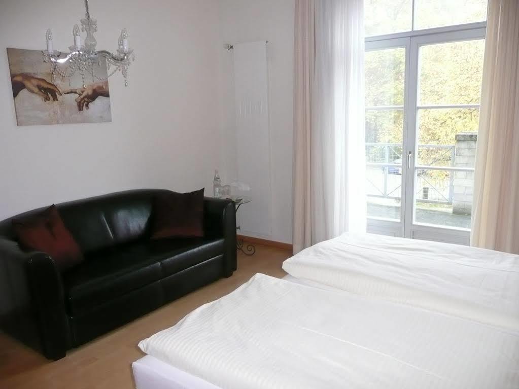 Im Kavalierhaus Machern